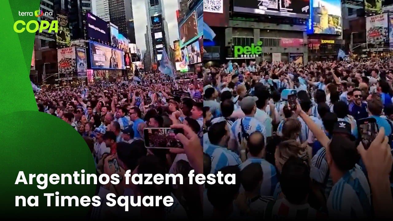 Torcedores argentinos celebram em Times Square, Nova York